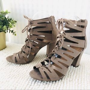Madden Girl Banner lace up sandals taupe Size 6.5